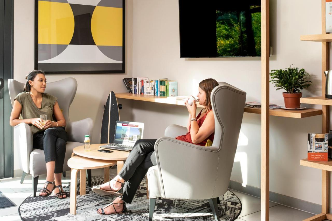 Aparthotel Adagio Access Colombes La Defense Luaran gambar